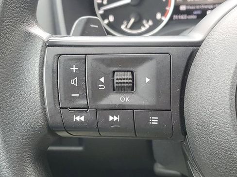 Used 2023 Nissan Rogue S AWD/4WD image 20