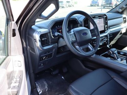 New 2026 Ford F150 Lariat w/ Equipment Group 501A Mid