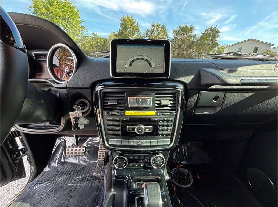 Used 2014 Mercedes-Benz G 63 AMG 4MATIC image 11