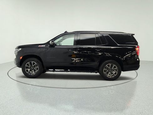 Used 2022 Chevrolet Tahoe Z71 w/ Luxury Package AWD/4WD image 8
