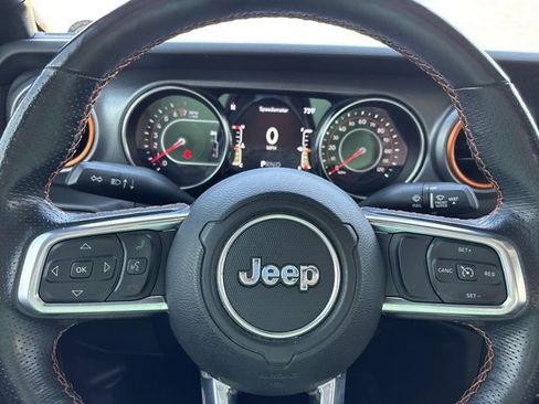 Used 2021 Jeep Gladiator Mojave AWD/4WD image 26