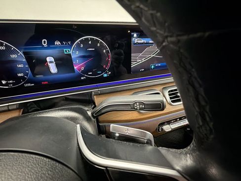 Used 2024 Mercedes-Benz GLS 450 GLS 450 image 16