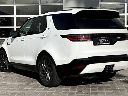 Used 2023 Land Rover Discovery S R-Dynamic image 12