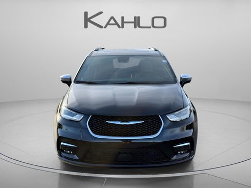 New 2026 Chrysler Pacifica Pinnacle image 7