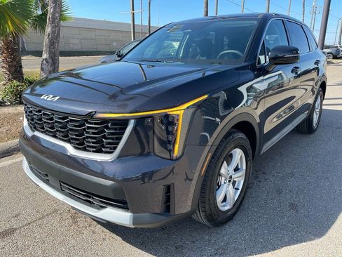 New 2026 Kia Sorento LX image 3