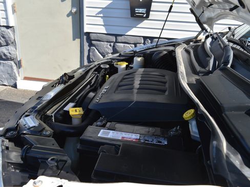 Used 2013 Dodge Grand Caravan SE image 45