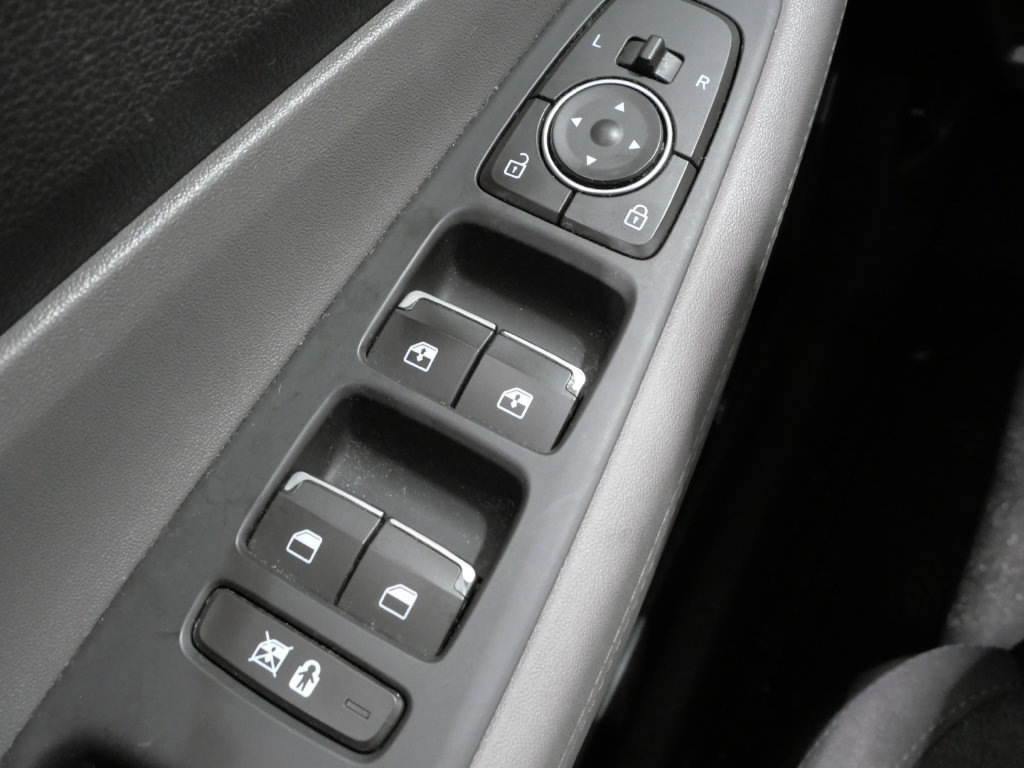 Used 2020 Hyundai Santa Fe SEL AWD/4WD image 12