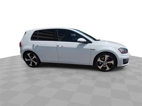 Used 2016 Volkswagen GTI Autobahn image 9