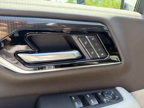 New 2026 GMC Yukon Elevation w/ Elevation Premium Package image 13