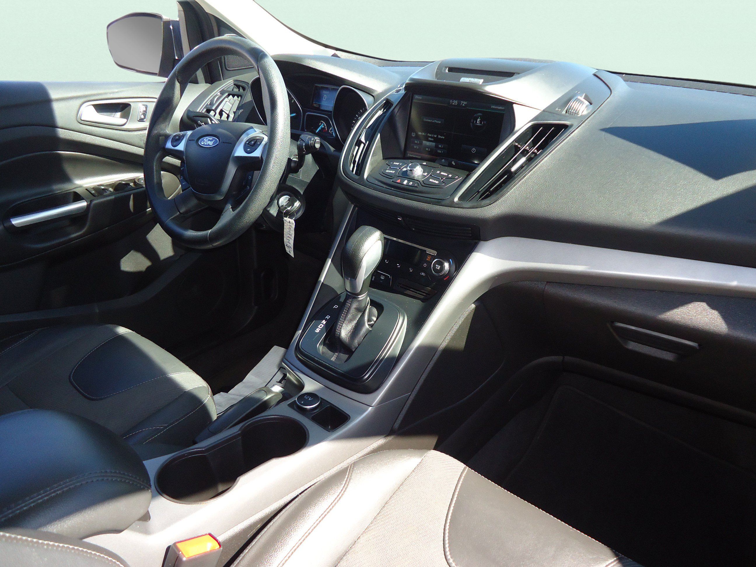 Used 2014 Ford Escape SE w/ SE Chrome Package FWD image 22