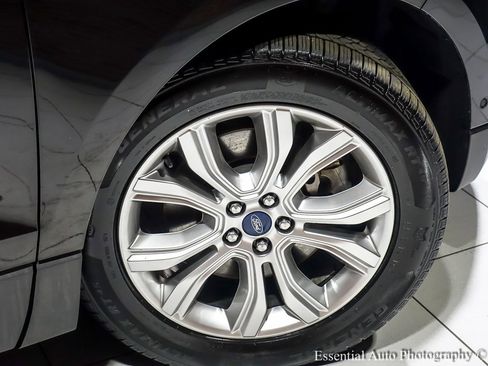 Used 2019 Ford Edge Titanium w/ Equipment Group 301A image 13