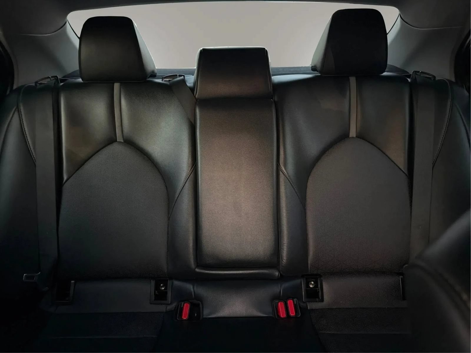 Used 2024 Toyota Camry XSE FWD image 18
