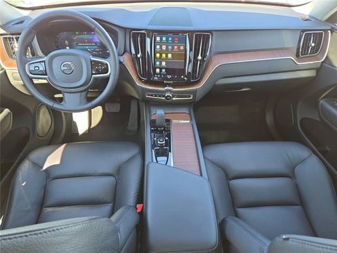 Used 2023 Volvo XC60 B5 Plus AWD/4WD image 37