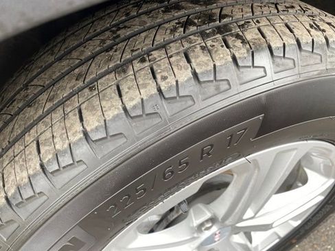 Certified 2023 GMC Terrain SLE w/ Driver Convenience Package image 23