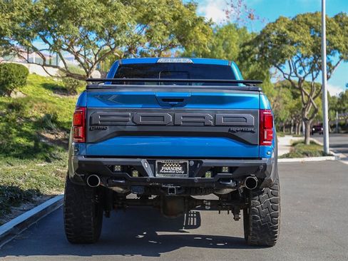 Used 2019 Ford F150 Raptor w/ Equipment Group 802A Luxury AWD/4WD image 4
