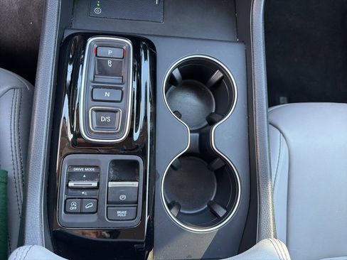 Used 2025 Honda Pilot EX-L image 19