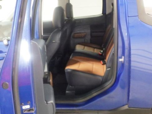 Used 2024 Ford Maverick Lariat w/ FX4 Off-Road Package AWD/4WD image 7