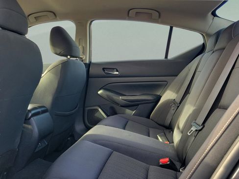 Certified 2022 Nissan Altima 2.5 SV image 13