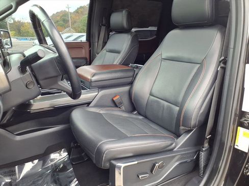 Used 2023 Ford F150 Lariat w/ Equipment Group 502A High image 6