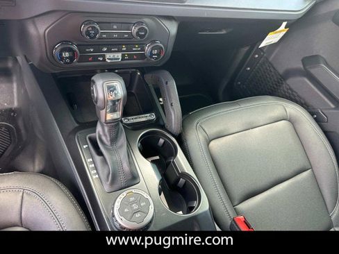 New 2025 Ford Bronco Big Bend w/ Black Diamond Package AWD/4WD image 32