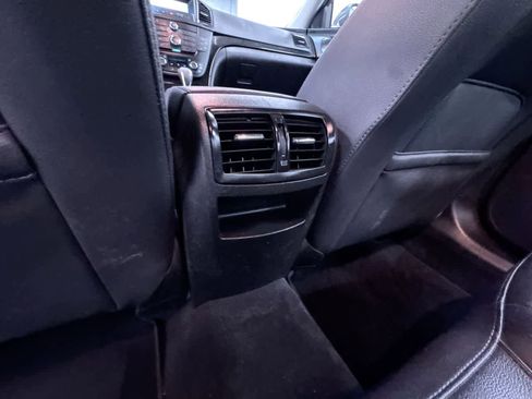 Used 2011 Buick Regal CXL image 36