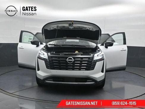 New 2026 Nissan Pathfinder SL AWD/4WD image 60