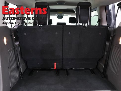 Used 2021 Ford Transit Connect XLT FWD image 9