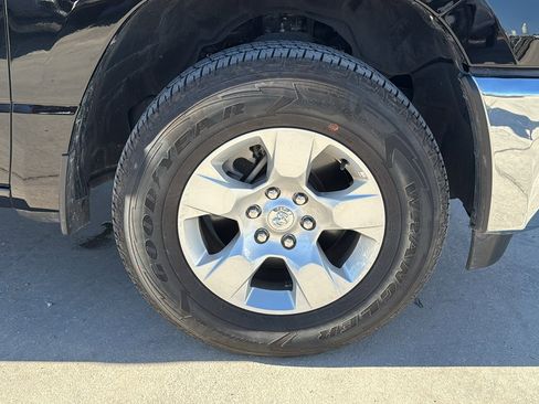 Certified 2025 RAM 1500 Tradesman image 31