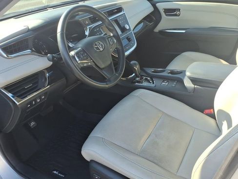 Used 2013 Toyota Avalon Limited image 13