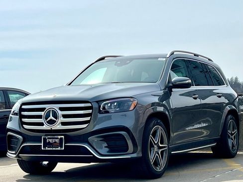 Certified 2026 Mercedes-Benz GLS 450 4MATIC image 4