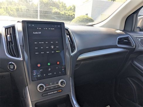 Used 2023 Ford Edge Titanium image 20