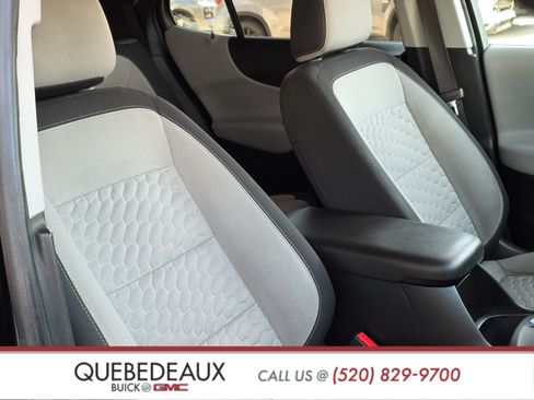 Used 2020 Chevrolet Equinox LS w/ LS Convenience Package FWD image 27