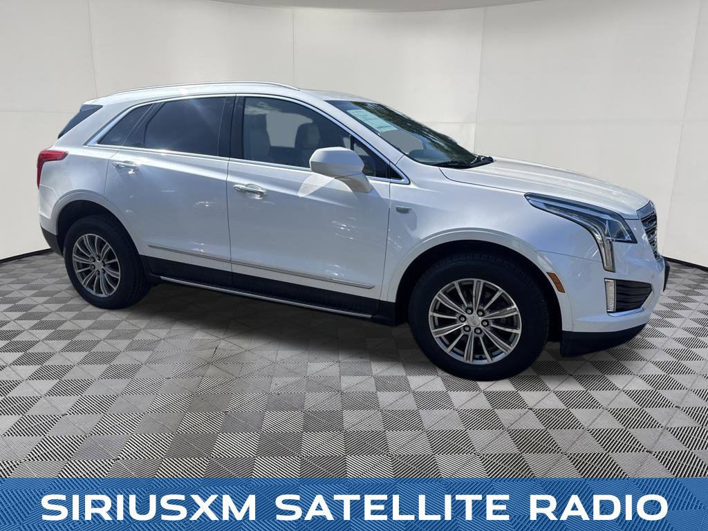 Used 2017 Cadillac XT5 Luxury AWD/4WD image 7