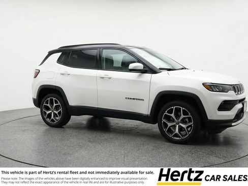 Used 2025 Jeep Compass Trailhawk AWD/4WD image 1