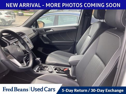 Used 2024 Volkswagen Tiguan SE R-Line image 8