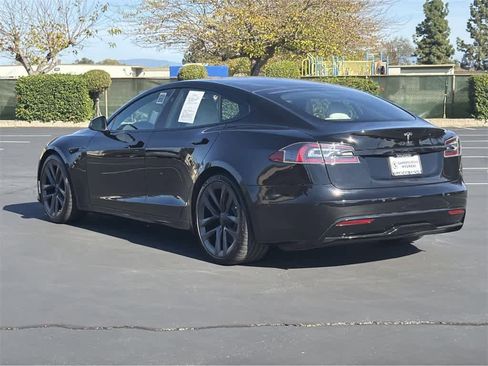 Used 2022 Tesla Model S image 4