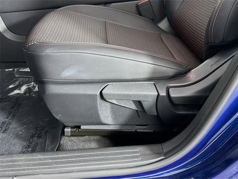 Certified 2026 Nissan Kicks SR FWD image 19