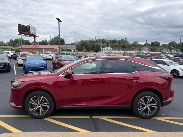 Used 2024 Lexus RX 350 Premium w/ Convenience Package AWD/4WD image 3