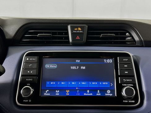 Used 2023 Nissan Versa SV image 21