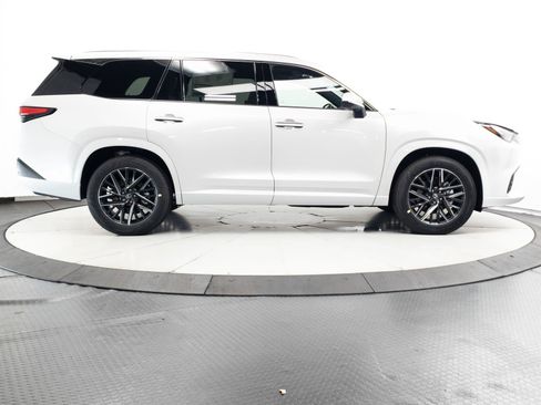 New 2026 Lexus TX 350 AWD image 14