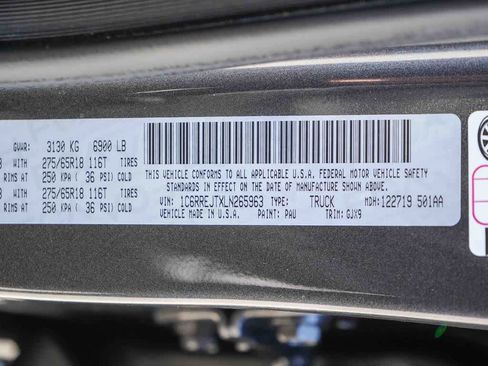 Certified 2020 RAM 1500 Laramie RWD image 27