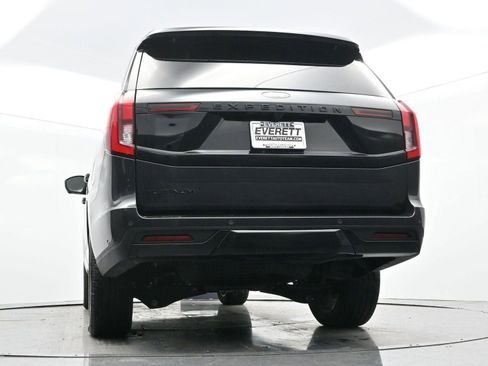 Used 2025 Ford Expedition Platinum w/ Stealth Performance Package image 60