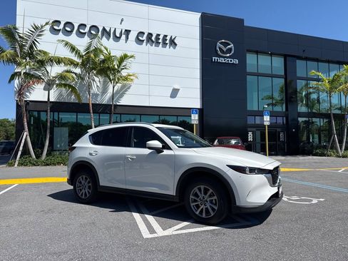 Used 2023 MAZDA CX-5 AWD 2.5 S w/ Preferred Package image 2