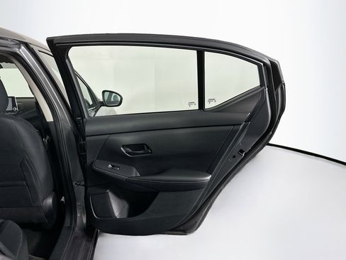 Used 2024 Nissan Sentra SV image 27