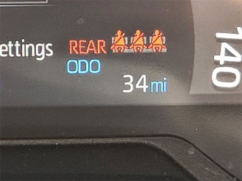 Used 2025 Toyota RAV4 XLE image 22