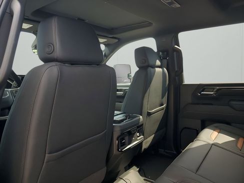 New 2026 GMC Sierra 2500 AT4 w/ AT4 Premium Plus Package image 17