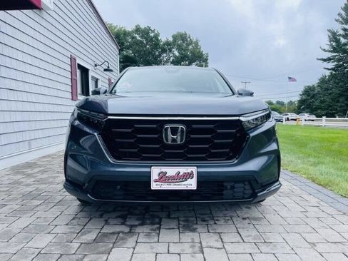 Used 2024 Honda CR-V EX-L image 3
