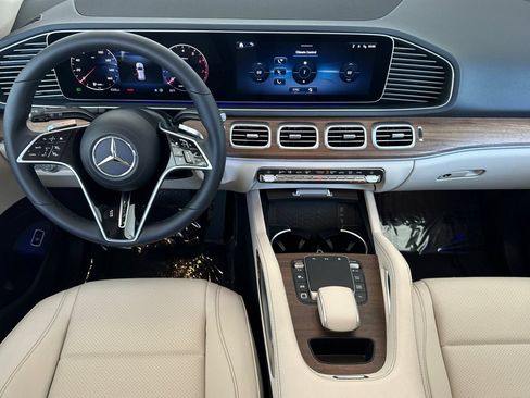 Certified 2026 Mercedes-Benz GLE 450 4MATIC image 3