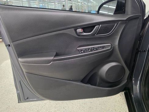 Used 2021 Hyundai Kona SEL AWD/4WD image 28