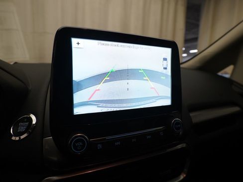 Used 2019 Ford EcoSport SE w/ SE Convenience Package image 18